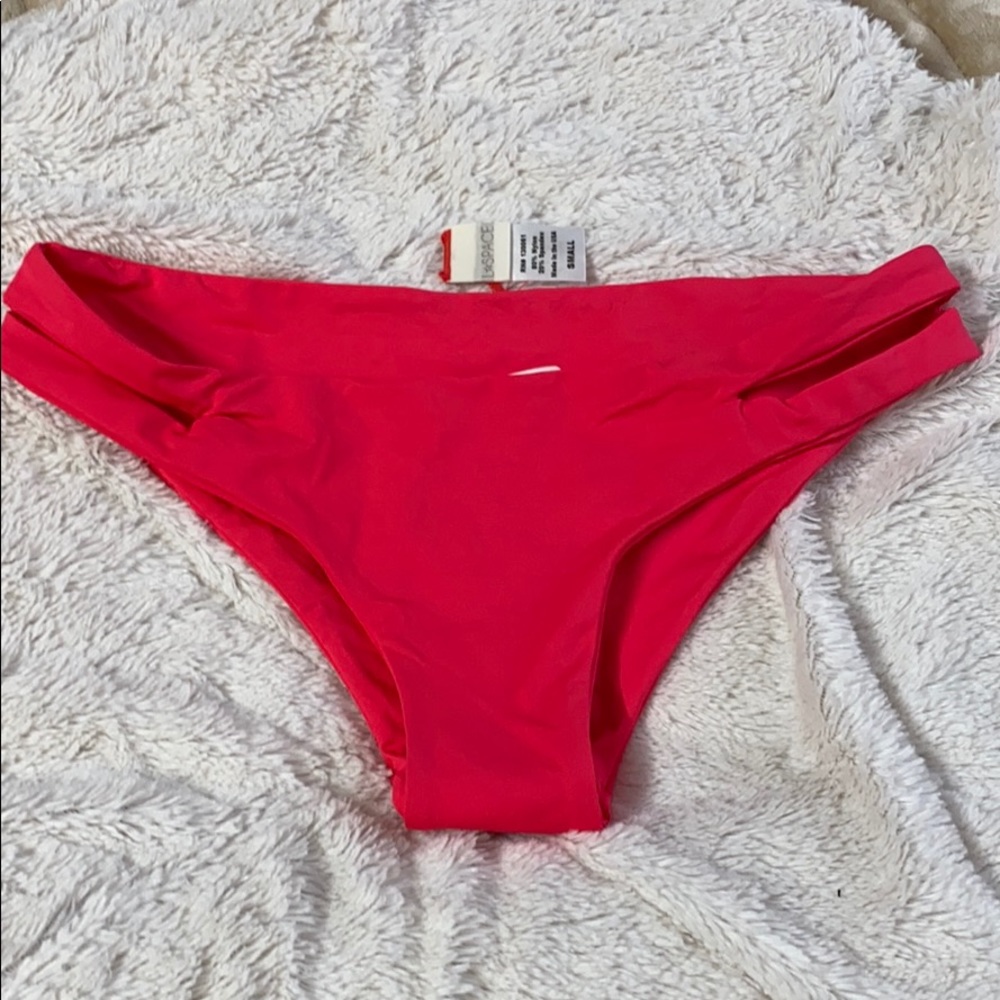 L space bottom